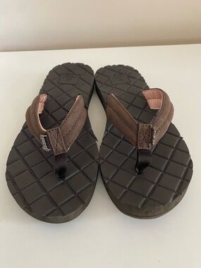 Reef Women's Brown and Pink Quilted Footbed Sandals